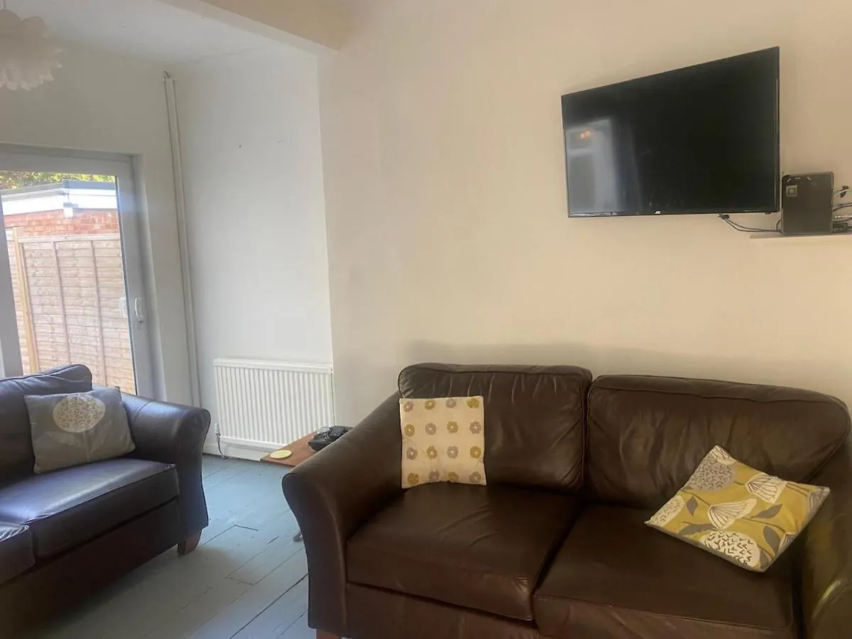 Victorian House Sleeps 8 Villa Gloucester United Kingdom